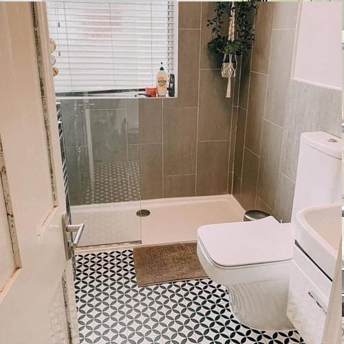 bathroom flooring that uses mosaic Buckingham Tile vinyl flooring