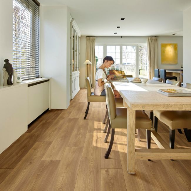 Tudor Mansions Doddington Oak Felt Backed Vinyl Flooring