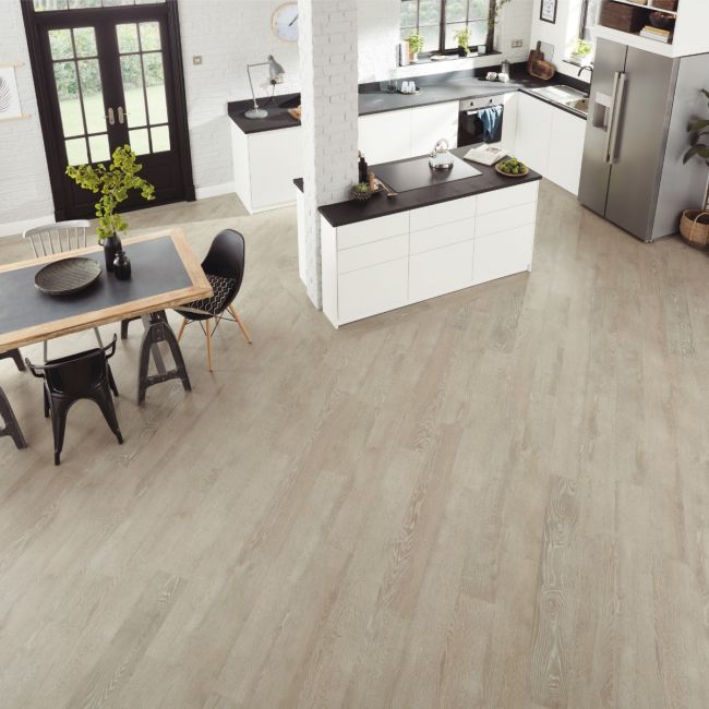 Karndean Van Gogh Greige Oak VGW110T Vinyl Floor Tiles