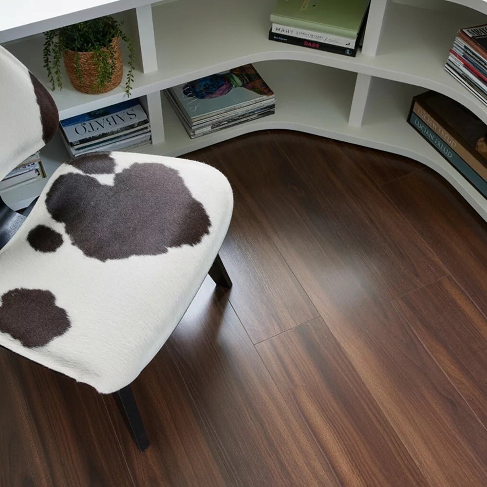 10 Creative Ideas for Decorating with Laminate Flooring