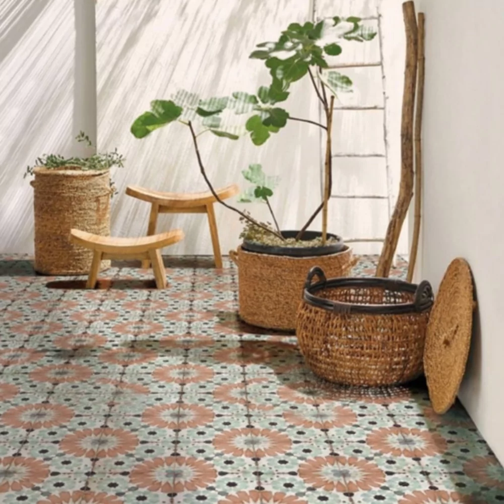 7 Benefits of Porcelain Tiles in Your Garden 
