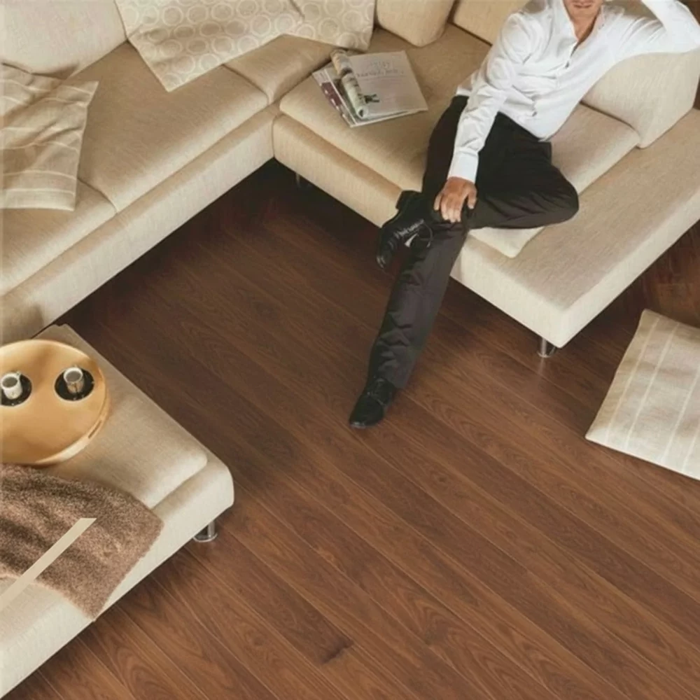 Engineered Wood Flooring vs. Laminate: Which is Best?