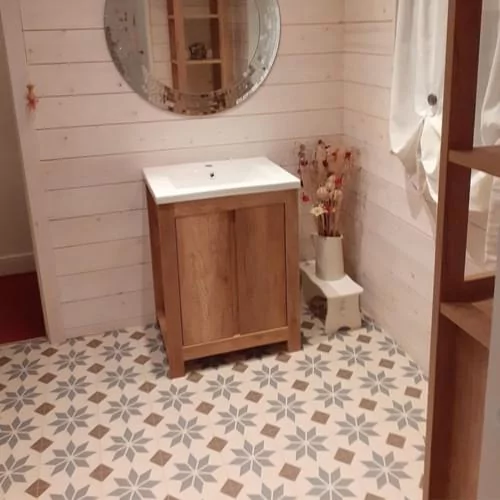 Celeste lynx sheet vinyl flooring in a light wood room