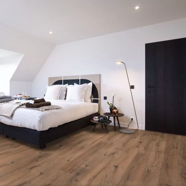 Berry Alloc Ocean+ 8 V4 Laminate Flooring Gyant Brown Natural