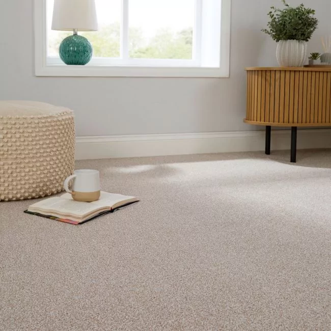 Leo Twist White Sand Short Pile Carpet