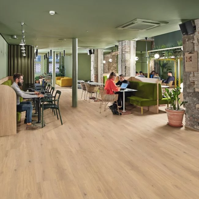 Karndean Van Gogh Rigid Core Canadian Nude Oak RKP8117 Vinyl Floor Tiles