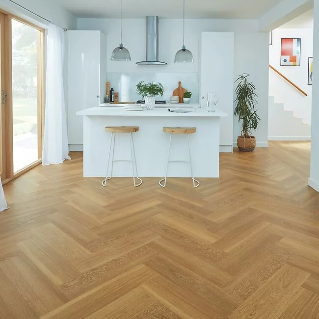 Karndean Van Gogh Golden Brushed Oak SM-VGW122T LVT