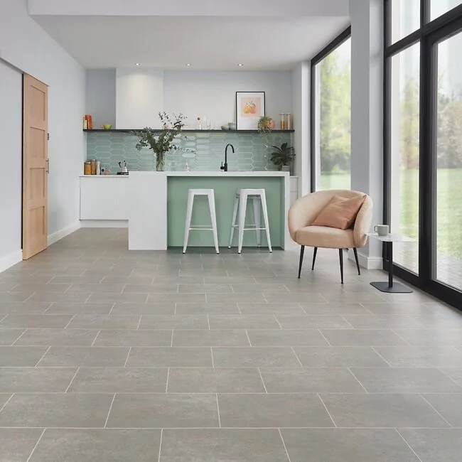 Karndean Knight Tile Smoked Concrete ST22 LVT