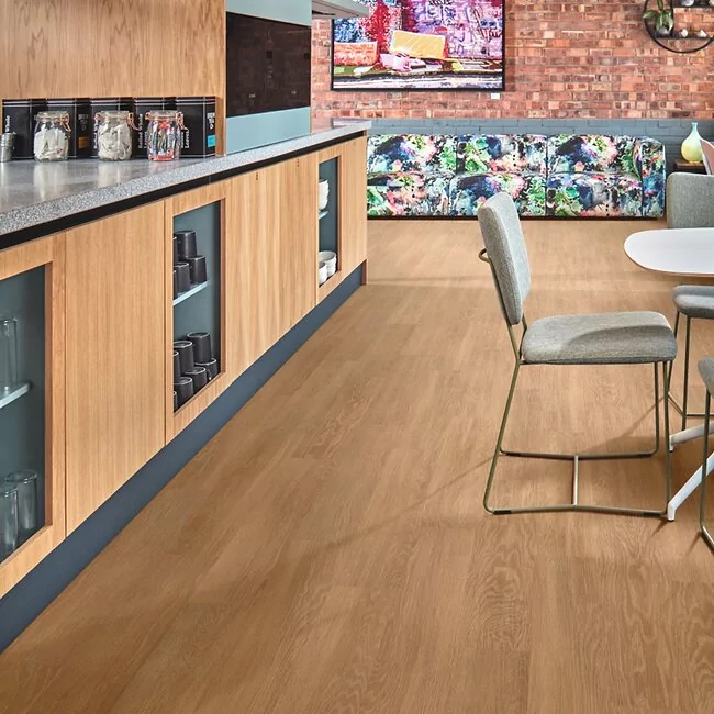 Karndean Knight Tile Rigid Core Honey Limed Oak SCB-KP155-6 LVT