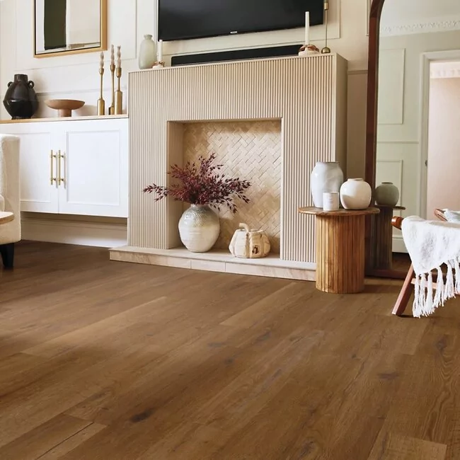 Karndean Knight Tile Russet Character Oak KP163 LVT