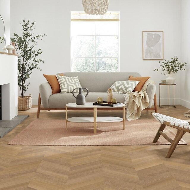 Karndean_Van_Gogh_Warm_Brushed_Oak_CM-VGW121T_Vinyl_Floor_Tiles