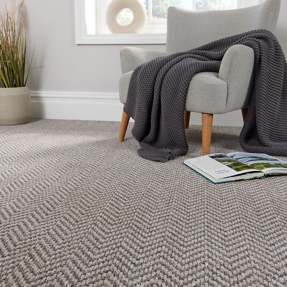 Blog_Image_How_to_Choose_the_Best_Carpet_for_a_Living_Room_06