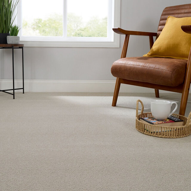 Joy_Silver_Sand_Luxury_Saxony_Carpet