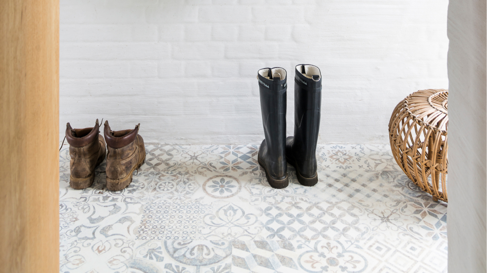 Retro_Chic_Blue_Grey